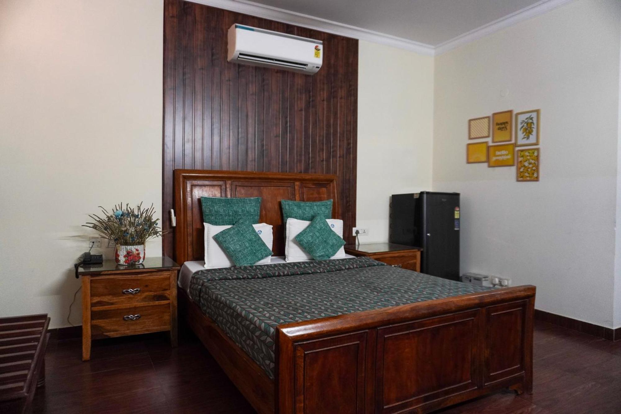 Perch Arbor Suites Gurgaon Esterno foto