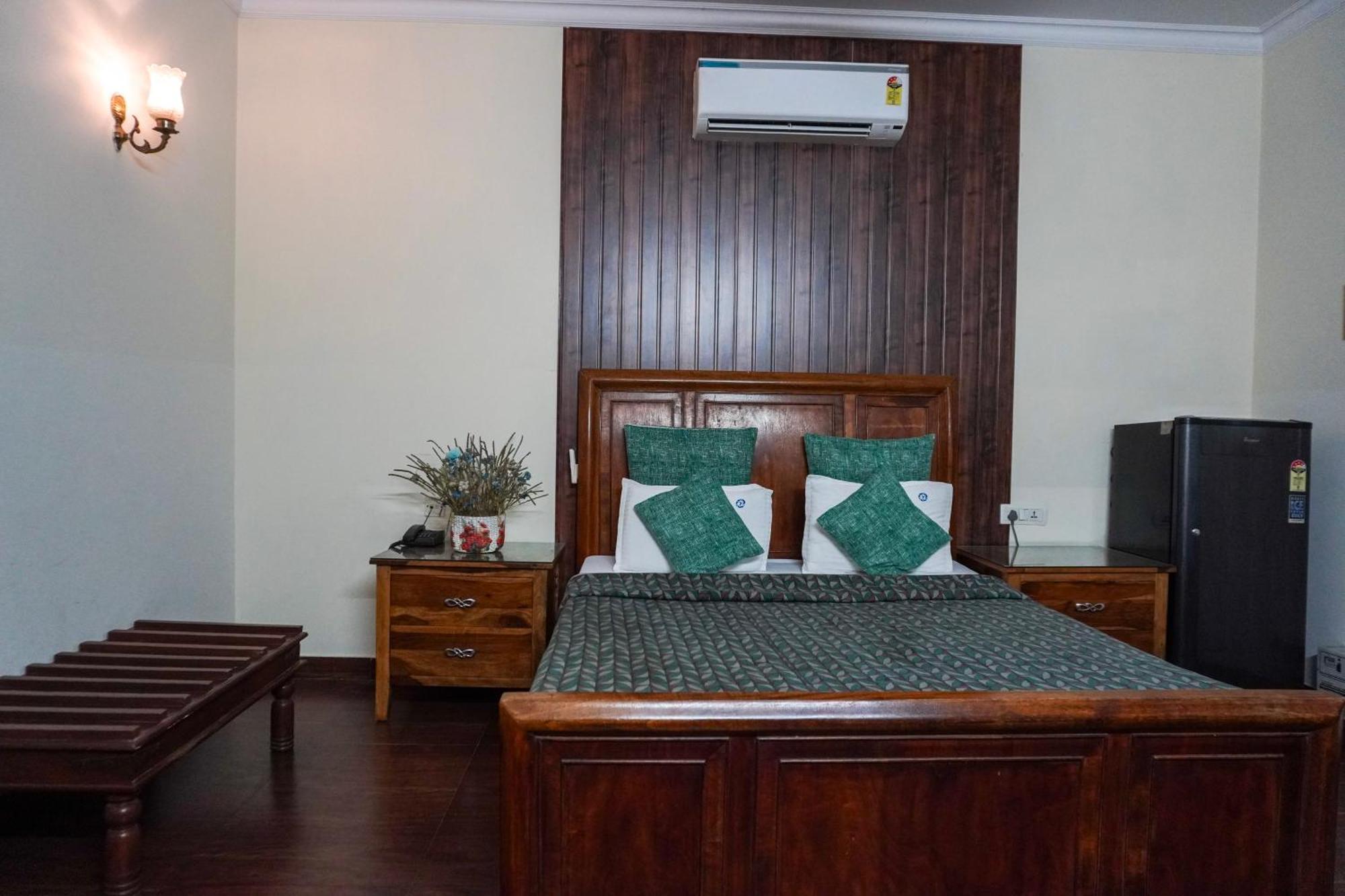 Perch Arbor Suites Gurgaon Esterno foto